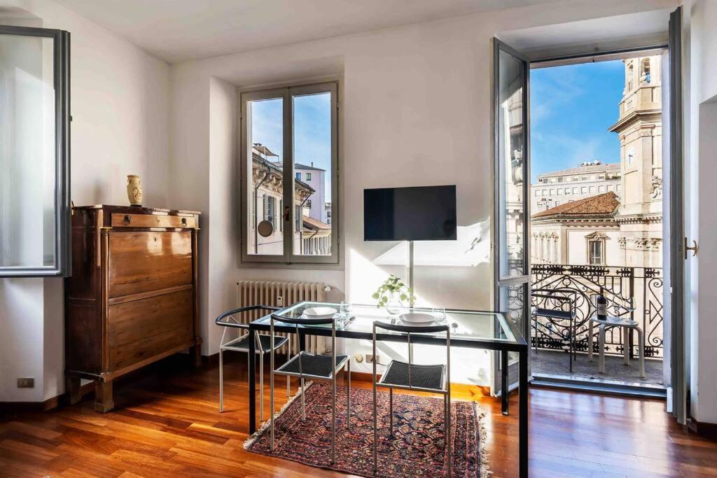 Missori'S Nest - Wonderful View Apartment Milan Exterior photo